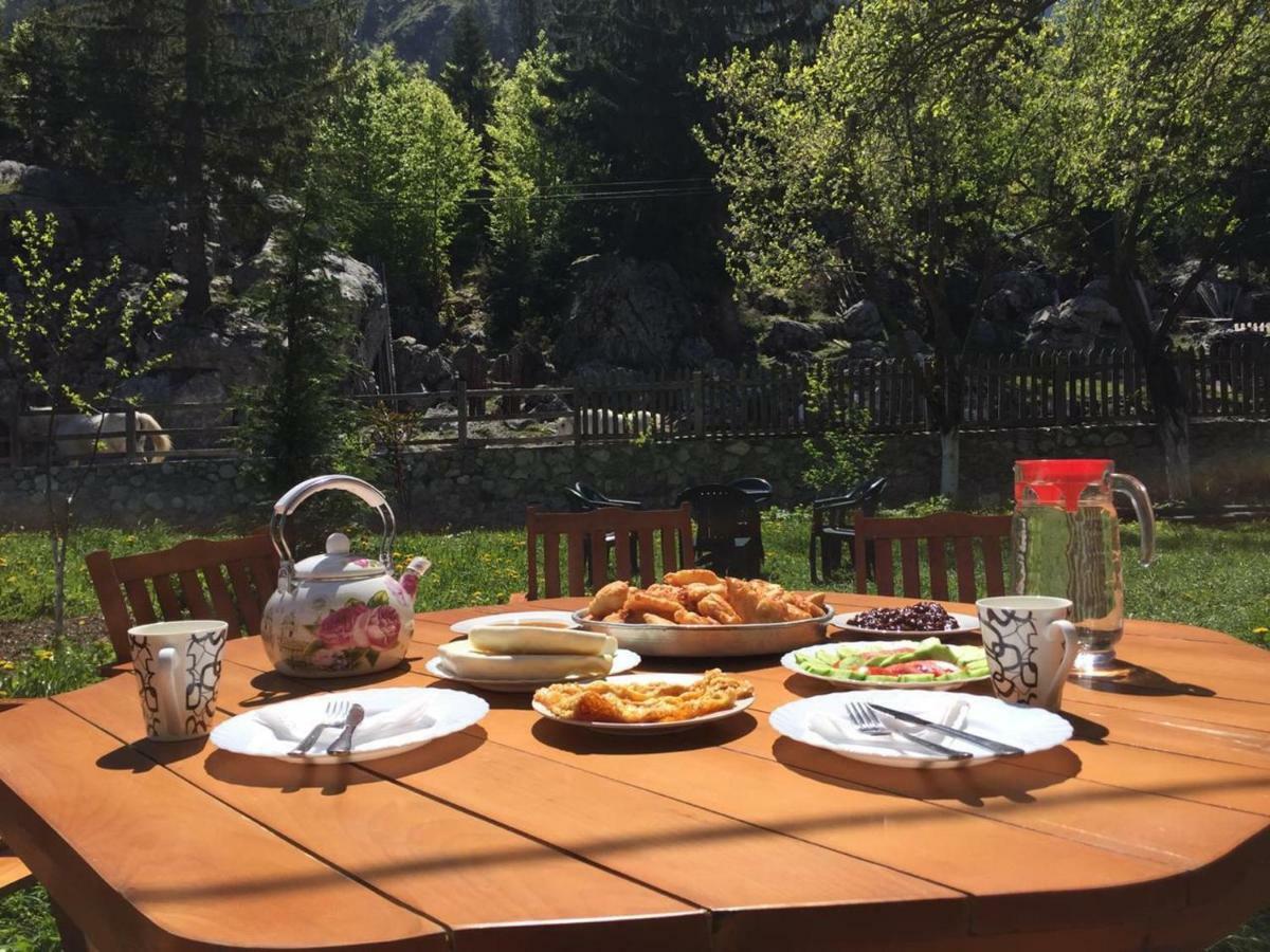 Guesthouse Demushi 발보너 외부 사진